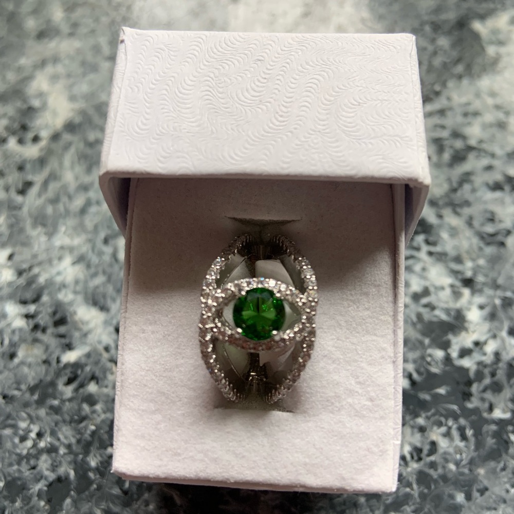 Ring bomb ring